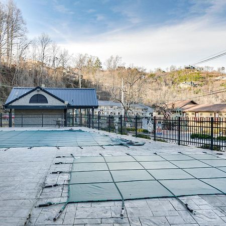 Downtown Gatlinburg Condo With Community Pool! Luaran gambar